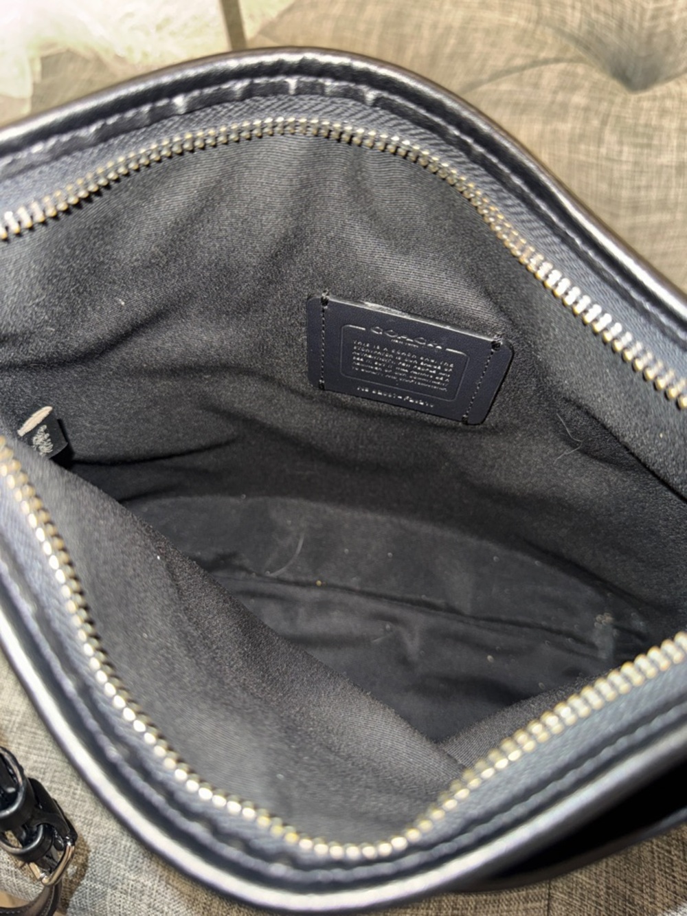 Coach Black File Signature Crossbody Bag - Picture 10 of 17